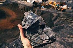سنگ آهن 150 دلاری و ظرف خالی معدنکاران ایران 
